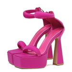 The Holly Heel