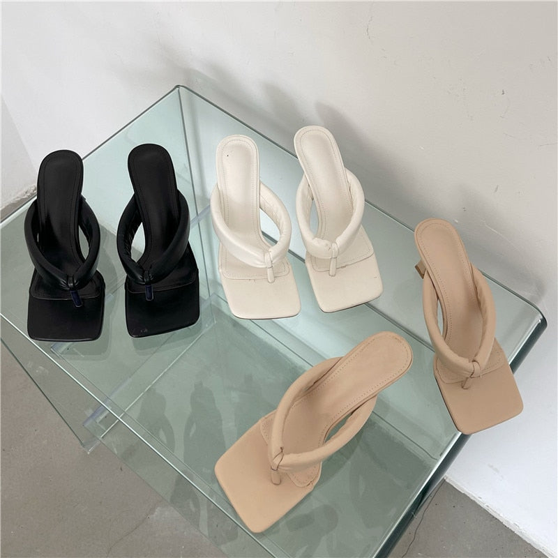 Ariana Slip On