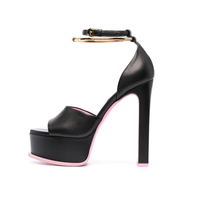 The Perla Heel